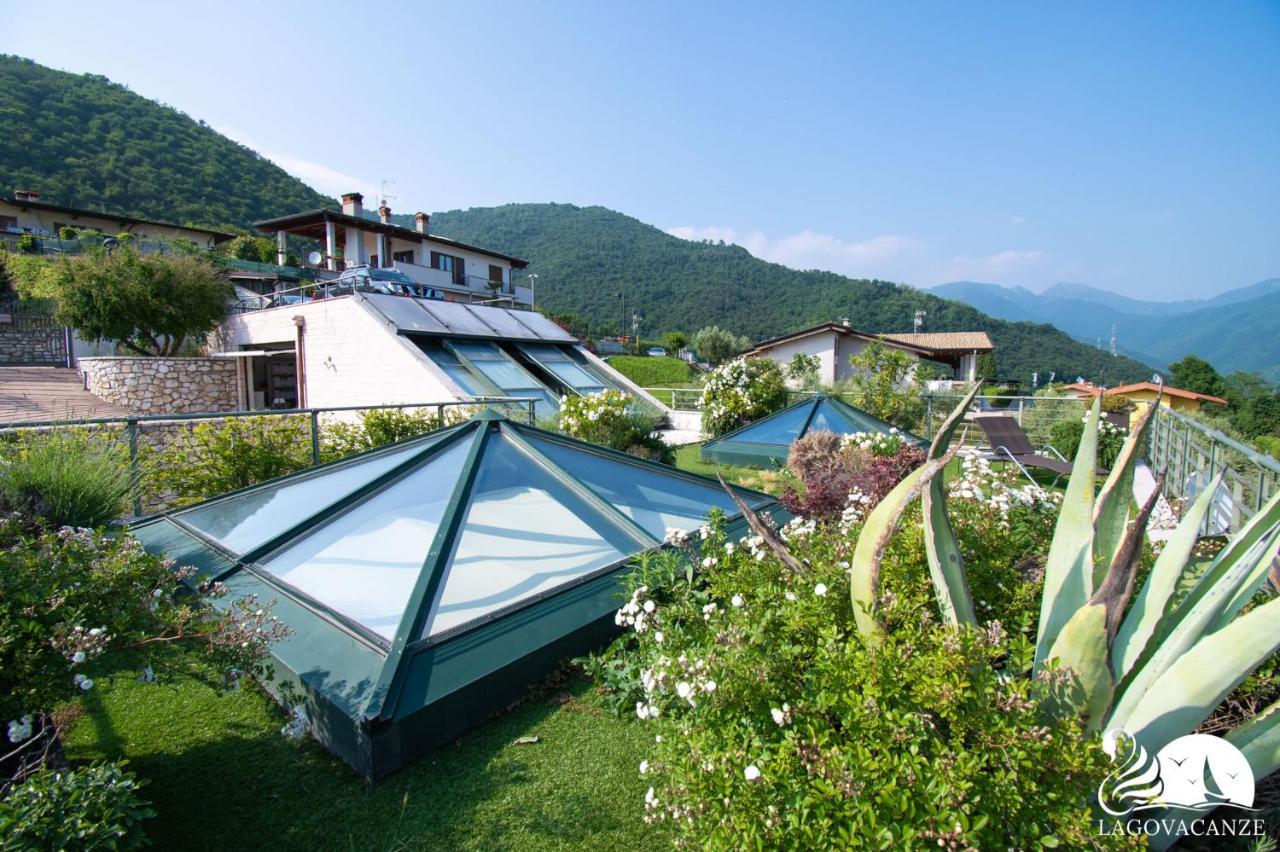 Villa Livia Luxury Roe Exterior photo