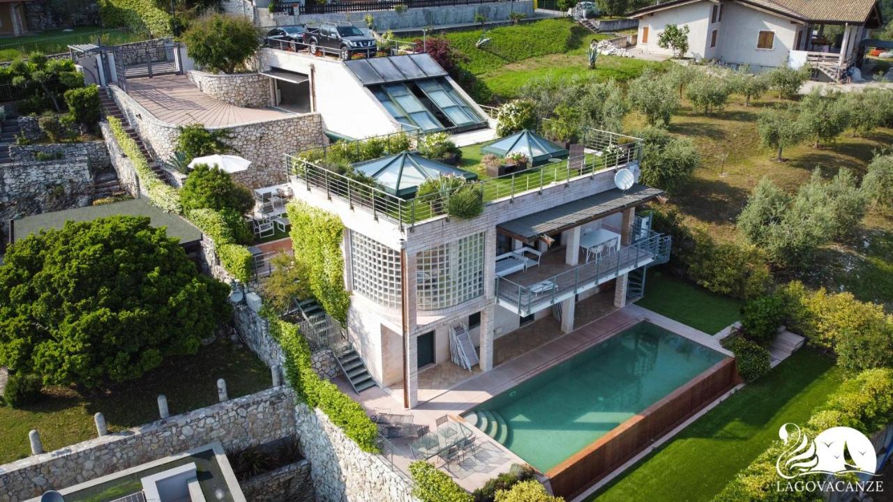 Villa Livia Luxury Roe Exterior photo