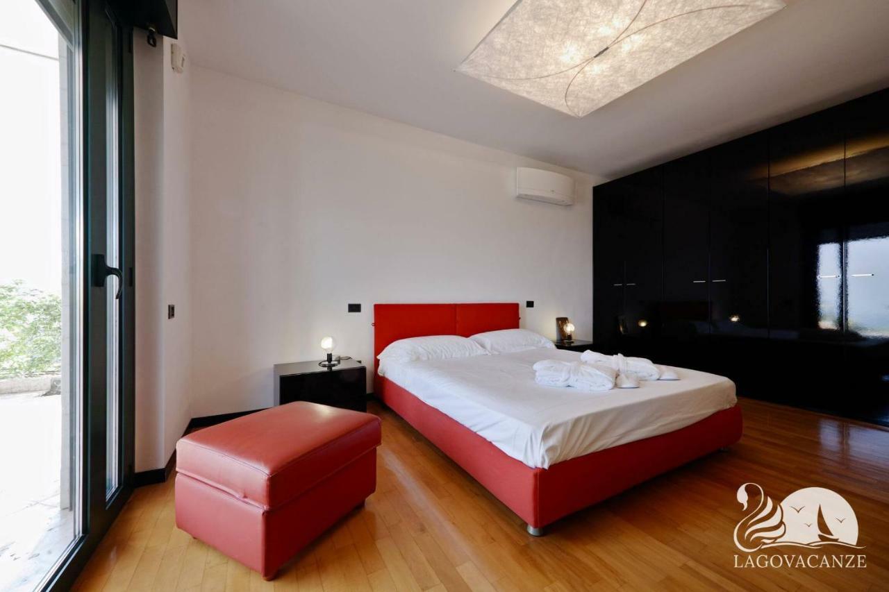Villa Livia Luxury Roe Exterior photo