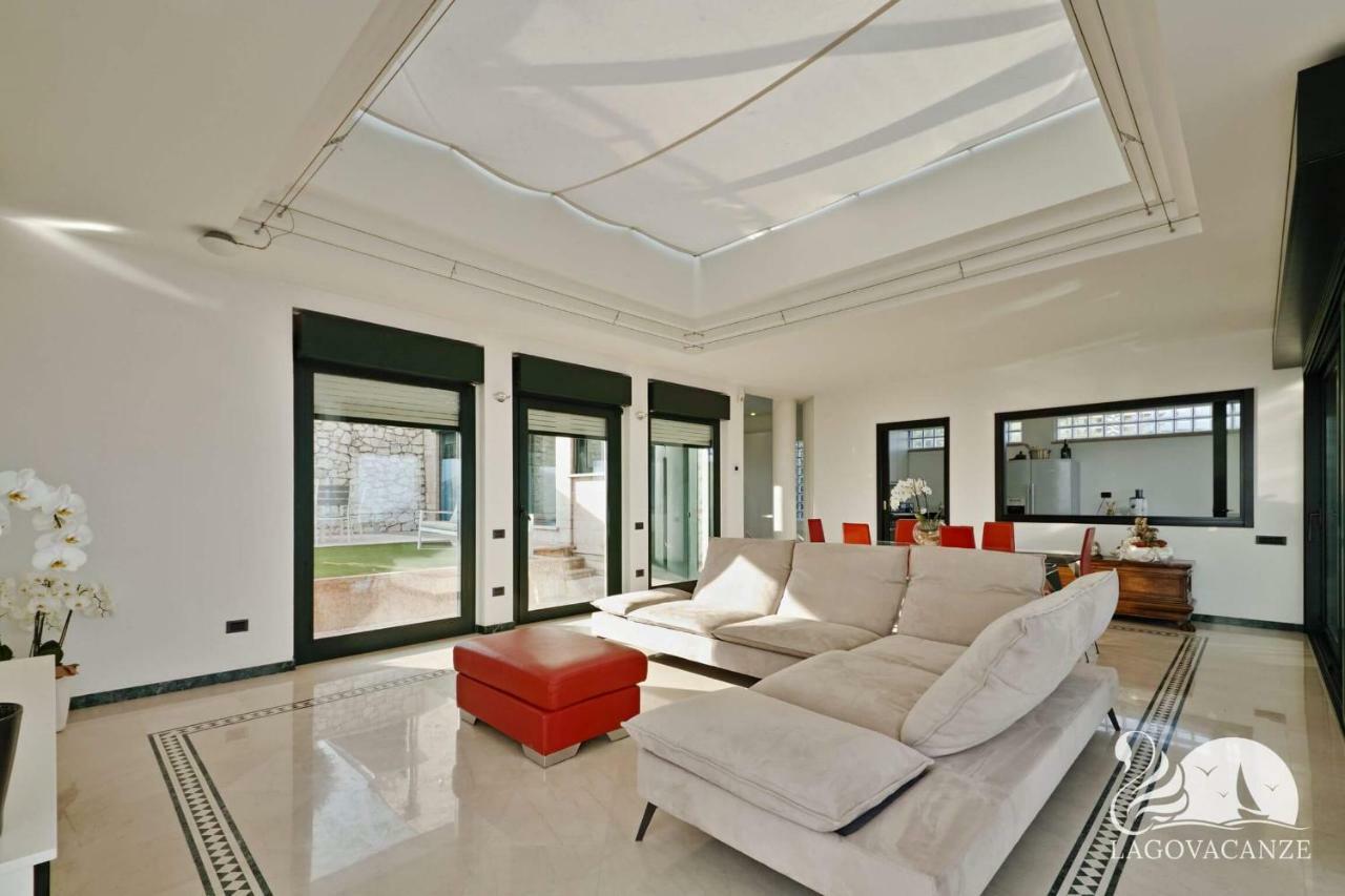 Villa Livia Luxury Roe Exterior photo